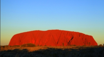 사진으로 보는 호주이야기...신성한 바위 울룰루 어드벤처
