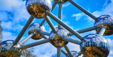 [벨기에] 유럽연합의 수도 브뤼셀 명소 ②아토미움...우주선을 떠올리게 하는 금속 원자 구조물