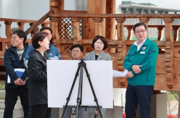 함양군, 상림공원 및 주요 사업장 점검을 통한 관광 활성화 방안 논의